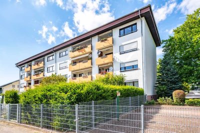 Maintal-Hochstadt: Schöne, moderne 3-Zimmer-Wohnung mit Süd-Loggia und Einbauküche in ruhiger Lage