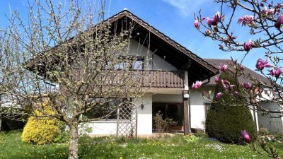 Geräumige 3-4-Zimmer-Wohnung mit Garten und Terrasse in Westerheim