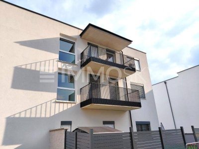 Single-Hit mit Balkon- Neuwertig, hochwertig, beste Anbindung