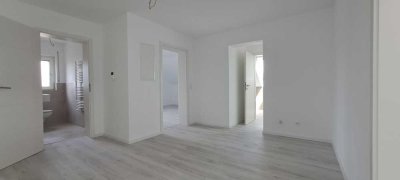 Neu sanierte 4 Zimmer Wohnung mit tollem Blick ins  Grüne in Kürnbach zu vermieten!