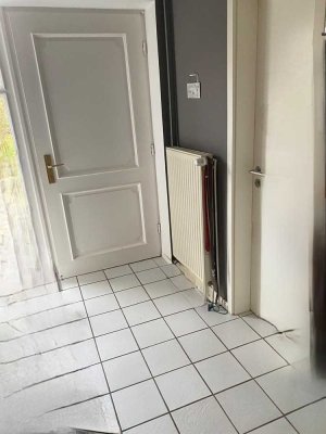 Preiswerte 5-Raum-Doppelhaushälfte mit EBK in Stade