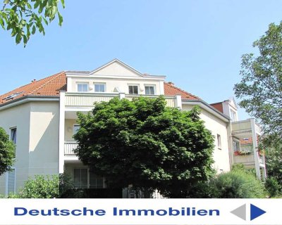 TOP !  Attraktive 3 - Zimmer - Dachgeschoss - Maisonette ETW mit Balkon und PKW - Stellplatz!