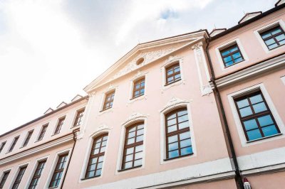 Renovierte 2 Zimmer Wohnung in der Kreisstadt Löbau  - Preiswertes Heizen durch Fernwärme