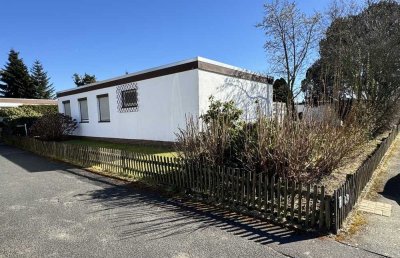 großzügiger Bungalow in ruhiger Lage mit Grundstück