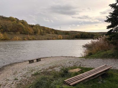 Endlich der Großstadt entfliehen und ein entspanntes Leben in der Natur führen...