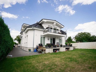 ++ Rarität: Exklusive Stadtvilla in familiärer Wohnsiedlung - Ihr Familientraum für 2025 ++ ++