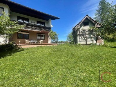 Großes Zweifamilienhaus in traumhafter, sonniger Panoramalage, Nähe Faaker See