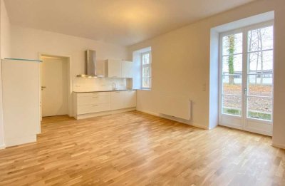 Moderne Wohnung im Denkmal mit großer Terrasse