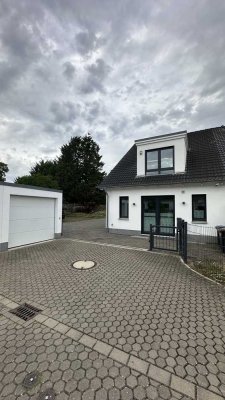 € 655.000,--! Neuwertiges Reihenendhaus in ruhiger Lage von Volkh./Weiler zu verkaufen