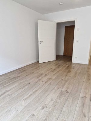 Zweitbezug nach Sanierung: Ansprechende 2-Zimmer-Wohnung mit gehobener Innenausstattung in Dresden