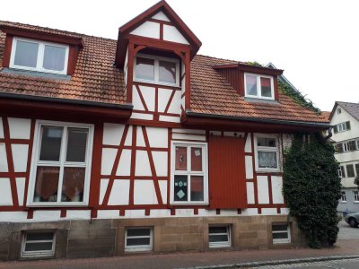 Schöne 4 Zimmer Wohnung in Fachwerkgebäude