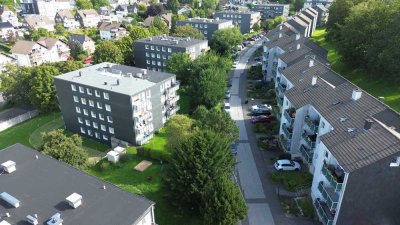 Hoch über der Stadt - renovierte 1-Zimmer Wohnung mit Balkon zu vermieten