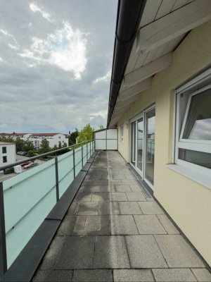 Gemütliche, helle Dachgeschoss 2-Zimmer Wohnung in Gilching