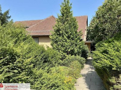 Attraktives Zweifamilienhaus in begehrter Lage von Göttingen-Nikolausberg