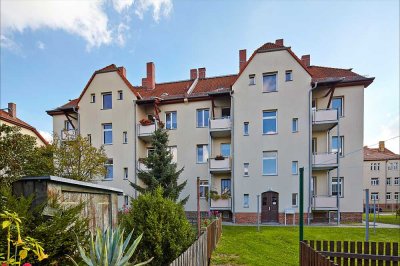 Familien aufgepasst -  Sanierte 3 Zimmer Wohnung in idyllischer Lage!