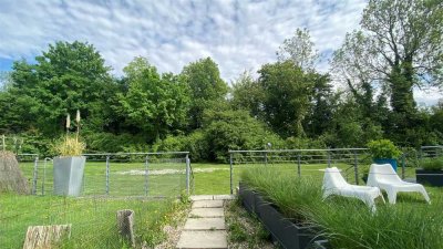 MODERNISIERTES RMH MIT TERRASSE UND TG-STELLPLATZ IN BELIEBTER LAGE AM GALGENBERG