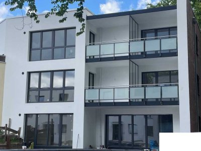 *** NEU - Exklusive 4-Zimmer-EG Wohnung mit großem Garten und TG in den HH-Elbvororten ***