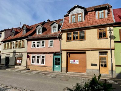 Gepflegter Wohn-und Geschäftshauskomplex mit 9,5 % Rendite in zentraler Lage!