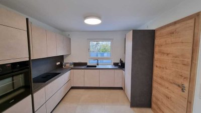 Baugenehmigung erteilt ! - Neubau schöner 4-Zimmer-Doppelhaushälfte mit gehobener Innenausstattung.