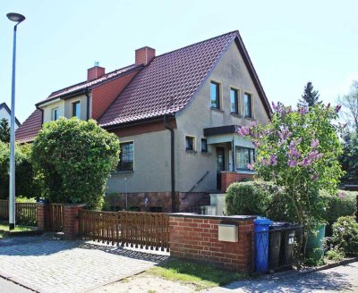 Doppelhaushälfte in Schwerin-Neumühle zu verkaufen.
