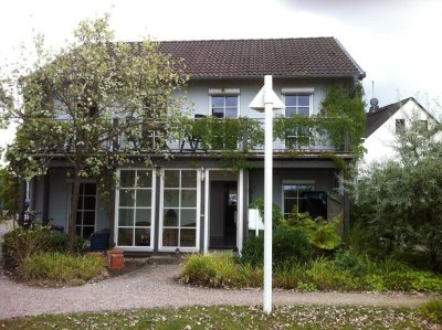 Alleinstehende Maisonette Wohnung in wunderschöner Parkanlage