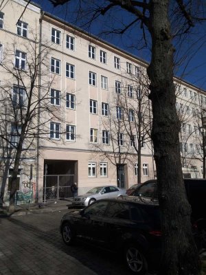 Attraktive 3-Zimmer-Wohnung für Anleger in gefragter Lage von Friedrichshain