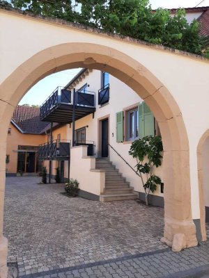 Freundliche 3,5-Zimmer-EG-Wohnung mit Balkon in Ruppertsberg bei Deidesheim