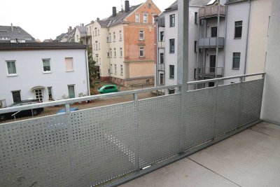 TOP-Whg. im 1.OG / Laminat / Balkon u.v.m.