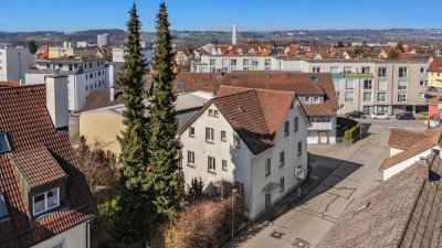 Stadlage Weingarten - Gepflegtes 3-Familienhaus mit schönem Garten
