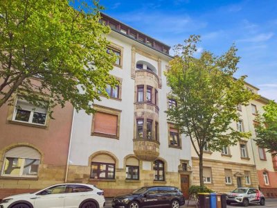Urban, grün und lebenswert! Tolle 4 ZKB-ETW im 1.OG mit großem Garten