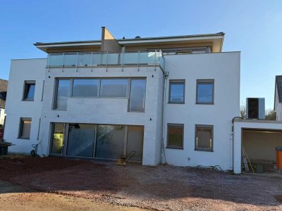 Luxuriöse Penthousewohnung in Berghofener Mark