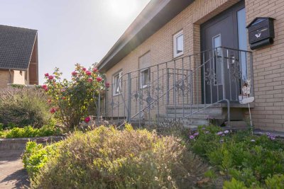 Gepflegter Bungalow  mit Wintergarten und Garage in Ilsede