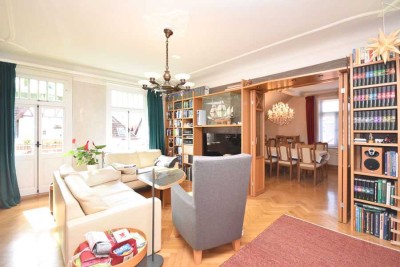 Großzügige 8-Zimmer-Wohnung im Östlichen Ringgebiet!