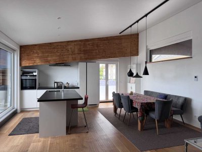 Exklusives Loft-Apartment mit Designküche, Kamin, 2 Balkone & Garage – 105 qm Wohnkomfort