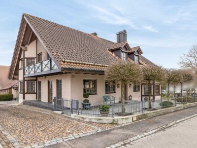 Exklusives Architektenhaus mit Charme im Grünen – Großzügiges Einfamilienhaus in Rohrenfels