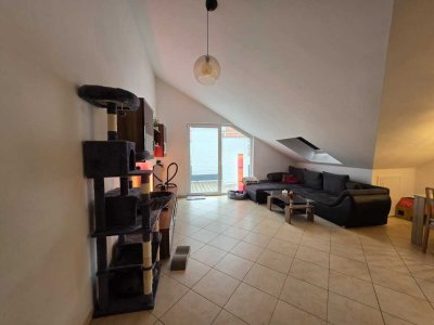 2,5 Zimmer-Wohnung mit gehobener Innenausstattung und Balkon