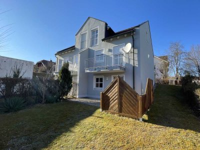 Traumhafte Doppelhaushälfte mit Garten und Garage in ruhiger, zentraler Lage