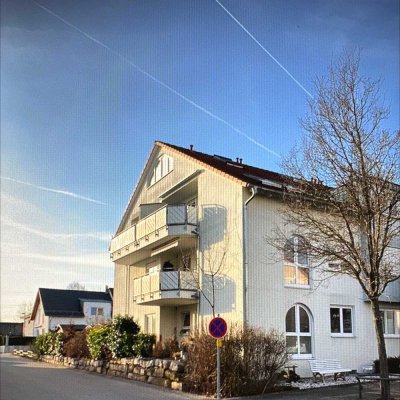 Ansprechende 3-Zimmer-Wohnung mit Balkon und Einbauküche in Freiberg