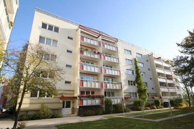 Schöne 4-Raum-Wohnung mit Balkon