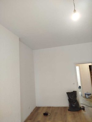 Helle 2-Zimmer-Wohnung in Trierstraße 134 – jetzt frisch renoviert!