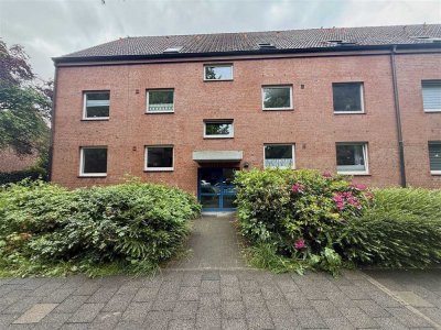 Helle 2,5-Zi.-Wohnung mit  Balkon, EBK u. Tiefgaragenstellplatz; Elmschenhagen-Süd
