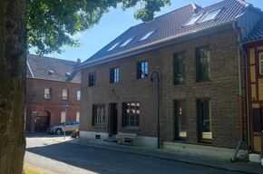 Wir machen Ihnen den Wohnungswechsel leicht – Zweizimmer Etagenwohnung in Bergheim-Rheidt