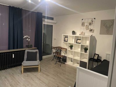 attraktive 1-Zimmer-Wohnung möbliert mit EBK und Balkon in Würzburg