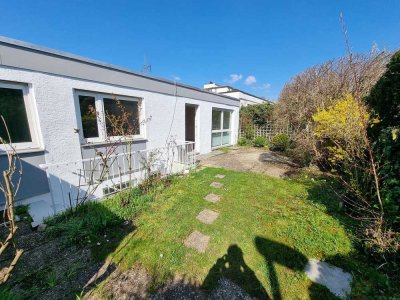 ***Frisch saniertes Reihenmittelhaus mit Garten und Garage***