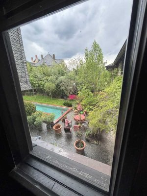 SIE WOHNEN IM HERRENHAUS GENTIL