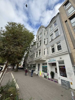 Schöne & sanierte 1 Zimmerwohnung mit Einbauküche und Duschbad