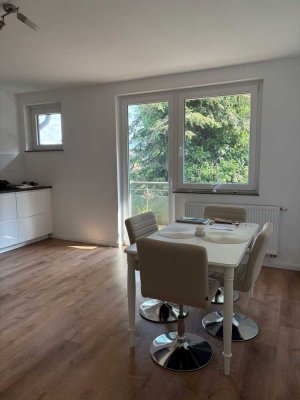 2021 saniert: moderne und attraktive 2-Zimmer-Wohnung mit Balkon in Neuss