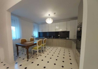 Exklusive, modernisierte 2-Raum-Wohnung mit Einbauküche in Vreden