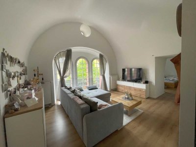 Exklusive provisionsfreie 2,5-Raum-Wohnung mit gehobener Innenausstattung und EBK in Rastatt