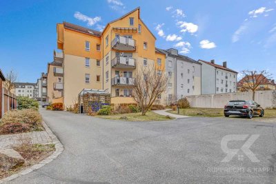 Helle 3-Zimmer-Mietwohnung mit großem Eckbalkon und Aufzug in unmittelbarer Nähe zum Klinikum Weiden